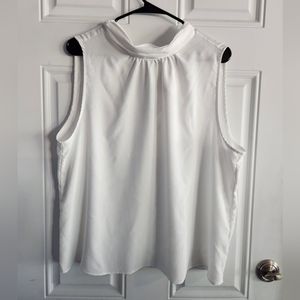 H&M White Sleeveless Tank